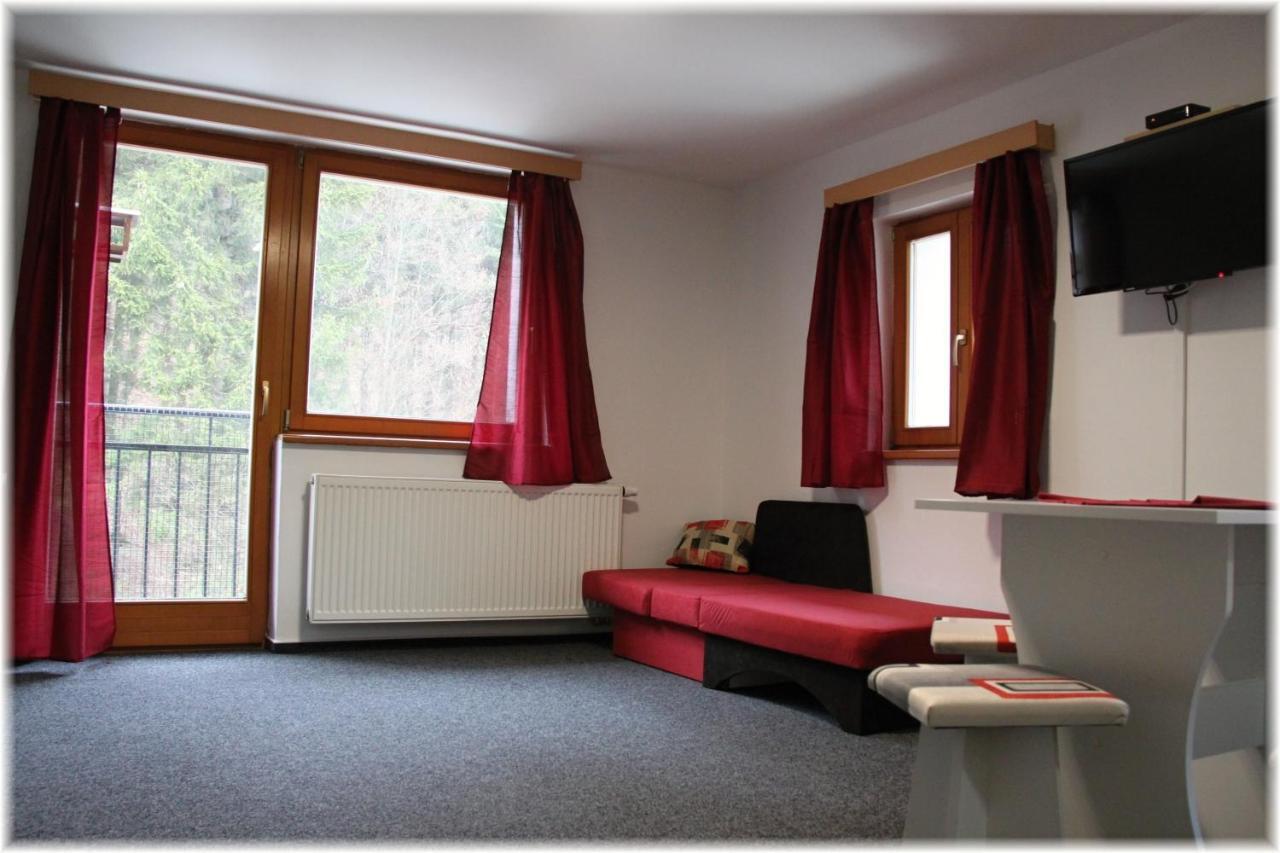 דשטנב אורליצקיץ הוראך Hotel Alba מראה חיצוני תמונה